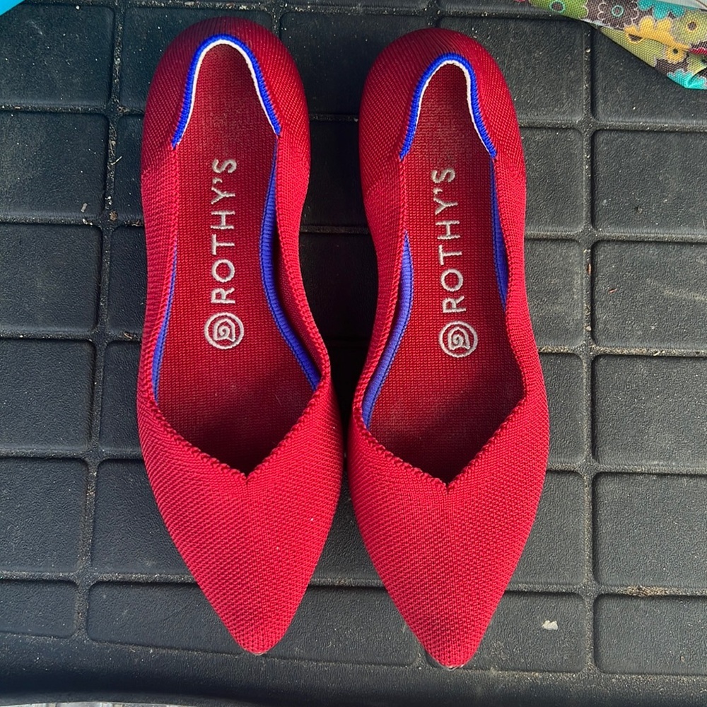 Rothy’s The Point ballet Flat Chili Red EUC